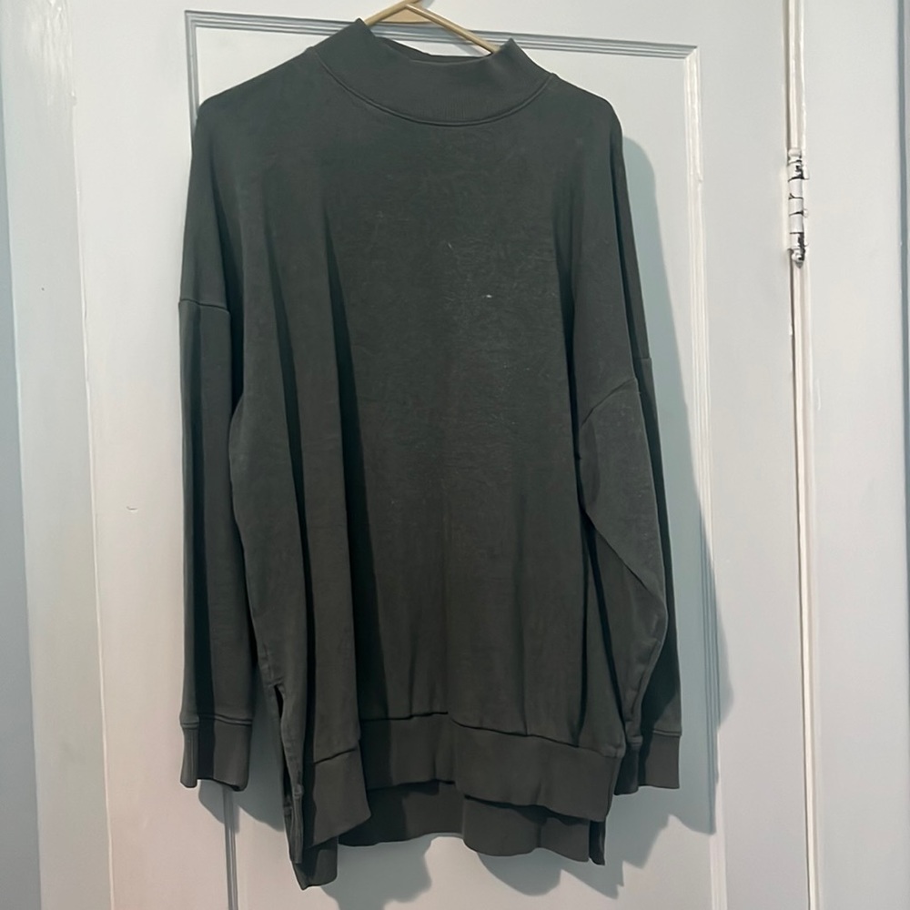 COPY - American Eagle Sweater